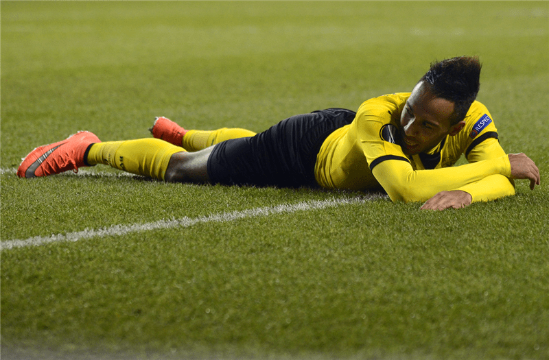 开云注册-包含上海海港训练开放日；赛后扳平良机引欢呼；德甲在即；训练强度明显提升的词条