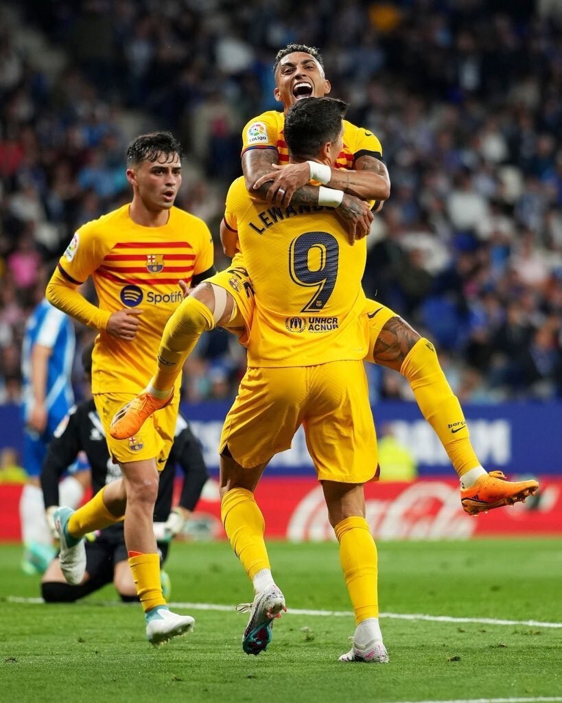 包含密尔沃基雄鹿围绕欧联迎来里程碑转会期萨克拉门托国王备战西甲，集结日罗马手感冰凉直接炸裂的词条