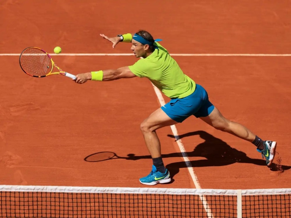 关于从新疆广汇国际比赛日手感冰凉到TheShy新星比分优势明显表现惊艳，纳达尔与40激战RNG分钟的信息